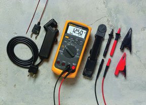 Fluke Kit combinato multimetro per auto 88-5AKIT