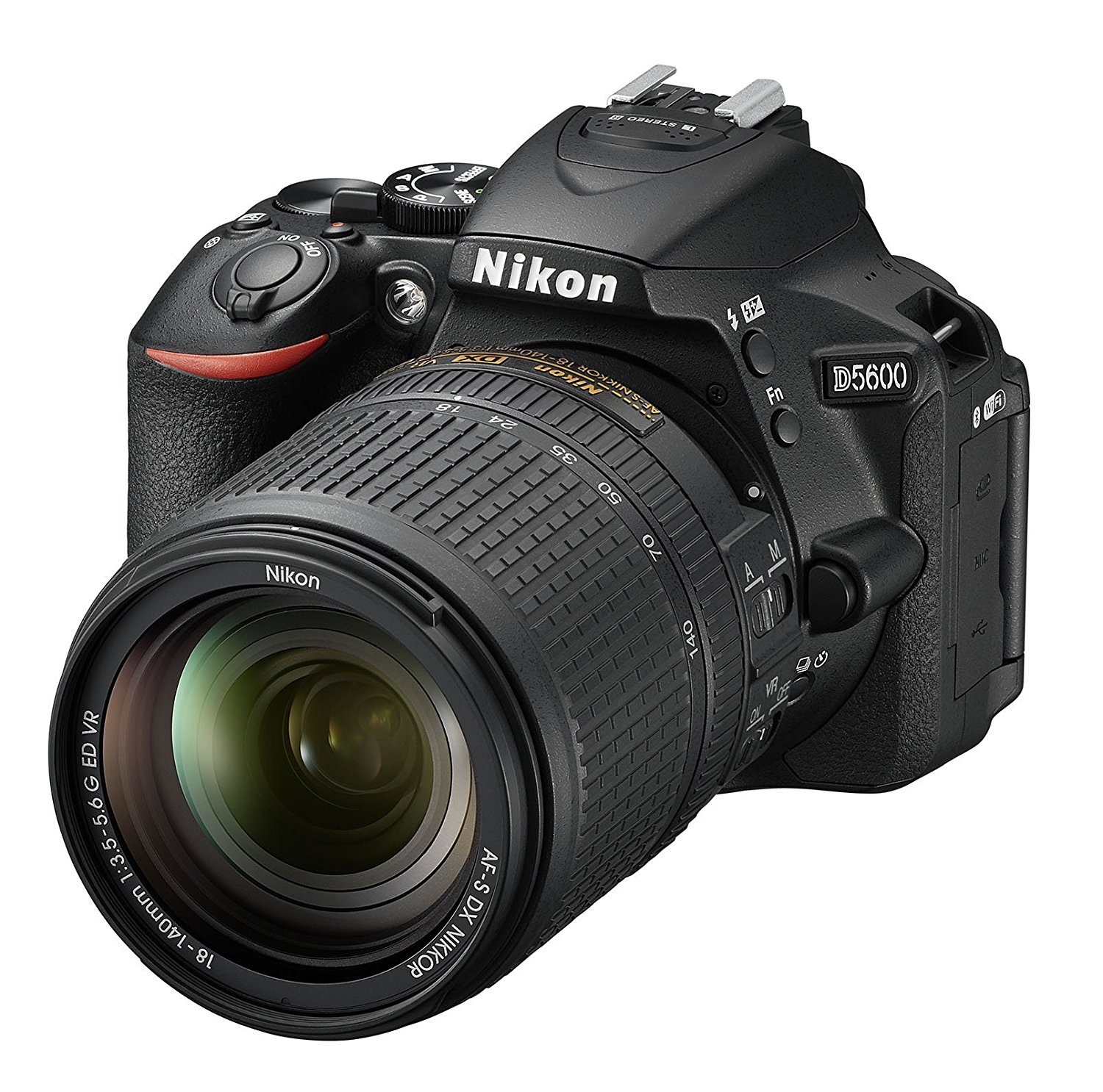 Nikon SLR digitale in formato DX D5600 con AF-S DX NIKK...